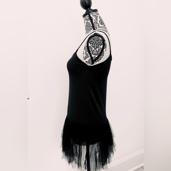 Boston Proper Elegant Black Crochet Lace top & chemise with tulle skirt size S - Picture 11 of 12